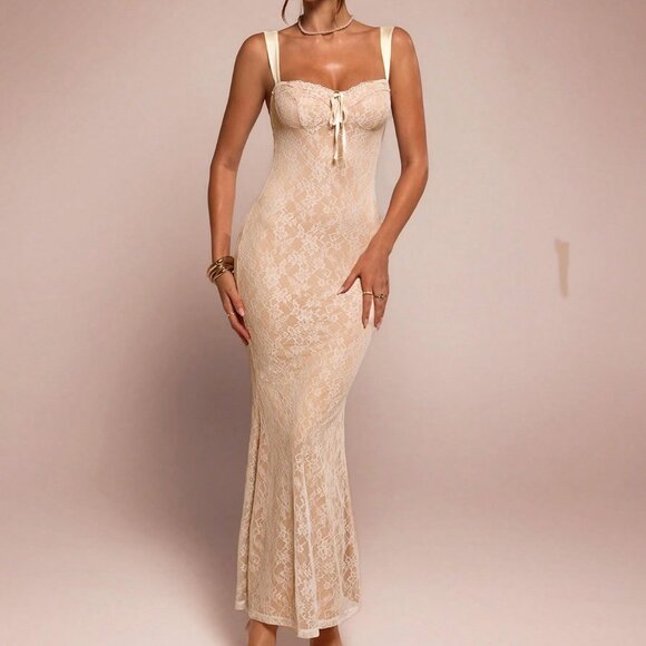 Elegant Women's Lace Bodycon Sexy Date Night Camisole Fishtail Dress - Picture 6 of 7